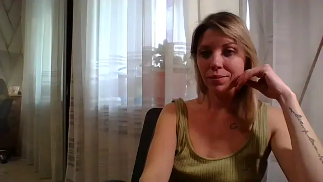 VelvetLove287 online show from April 19, 4:18 pm