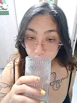 Mia Ruiz online show from November 27, 3:20 am