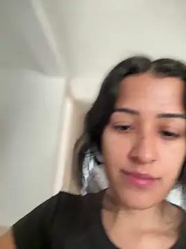 saribelcute online show from April 10, 2:56 pm