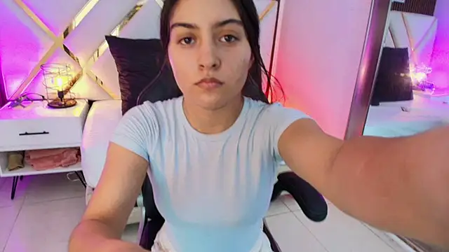 Emelie Ch1 online show from March 28, 4:12 am