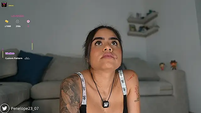 penelopesexx online show from January 14, 10:26 pm