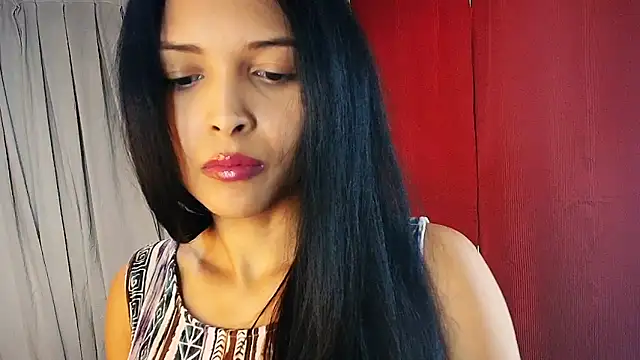 MOMMYJEVAA online show from October 30, 7:15 pm