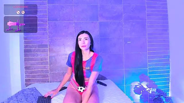 coniie jhons online show from December 14, 11:16 am