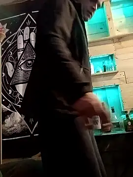 Buffshagswell online show from December 4, 4:08 pm