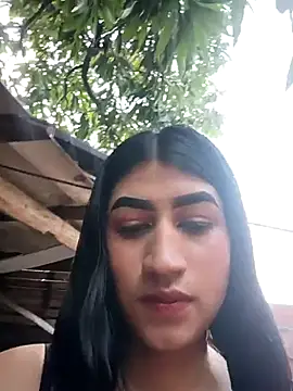 Julix A online show from March 1, 9:47 pm