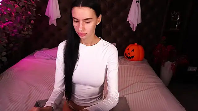 Snow WhiteeeX online show from October 31, 6:39 am