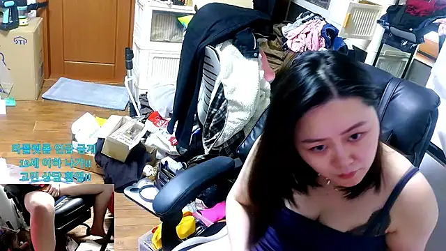 rami0428 online show from April 1, 4:35 am