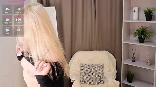 Naughty  Couplles online show from March 24, 3:12 am