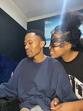 BlueIceCube online show from April 23, 7:05 pm