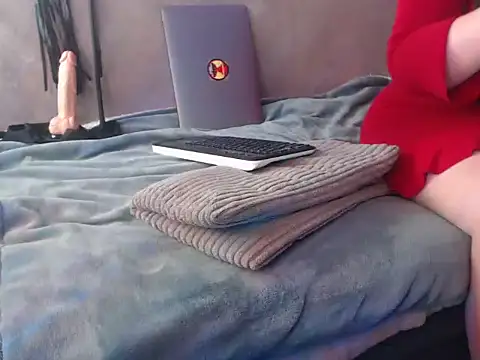 Snapshot of GoddessMonicaNylon chatting on October 21, 10:08 am GoddessMonicaNylon online show from October 21, 10:08 am