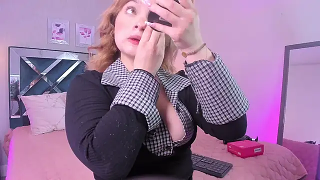 ibella7 online show from December 19, 7:39 pm