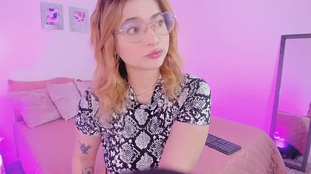 ibella7 online show from February 6, 7:39 pm