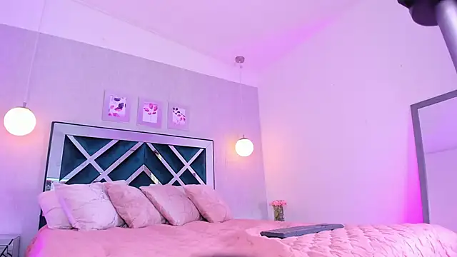 ibella7 online show from December 3, 8:00 pm