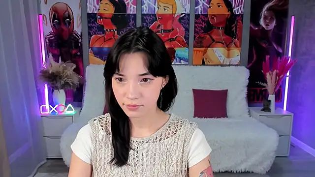 as1an girlfriend online show from November 17, 1:12 pm