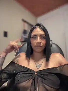 Hilary pinkk online show from December 16, 2:50 am