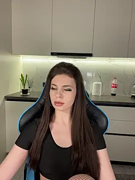 CurlyLara online show from April 2, 6:38 pm