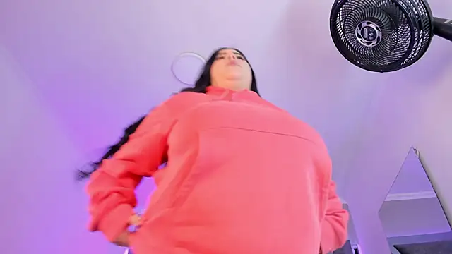 AmberiniHoffman online show from November 18, 11:33 am