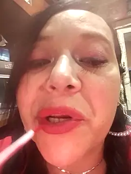 Snapshot of sara_pineros chatting on September 8, 6:40 pm sara pineros online show from September 8, 6:40 pm