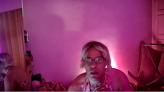 Soraya Sissy  online show from November 30, 8:57 pm