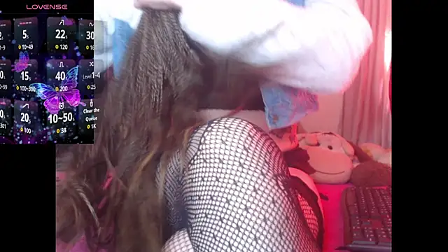 lorenitha 20 online show from November 17, 3:35 pm