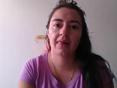  karlie kloss  online show from September 17, 5:00 pm