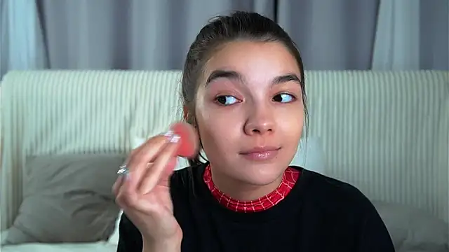 VeronaAppleberry online show from September 30, 12:22 pm