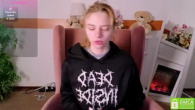 MirraBellanta online show from December 13, 10:48 pm