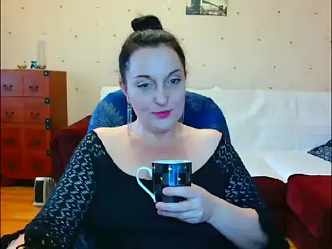 Alice3694 online show from February 21, 7:09 am