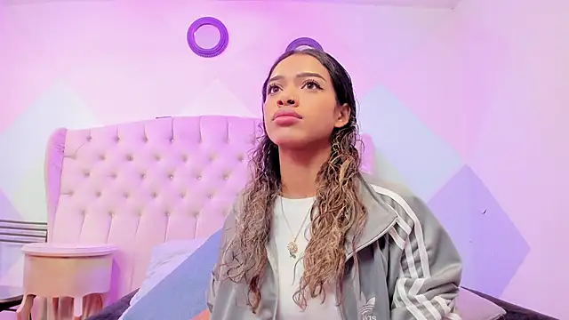 BritneyCollins online show from January 18, 2:46 pm