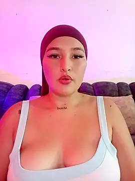 Celeste camila18 online show from December 18, 6:12 pm