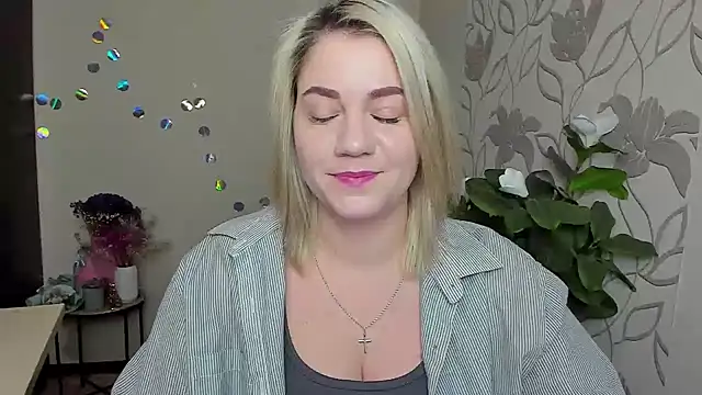 MariaSttone online show from January 18, 6:15 pm