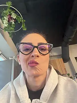 FeetVibe online show from February 25, 6:34 am