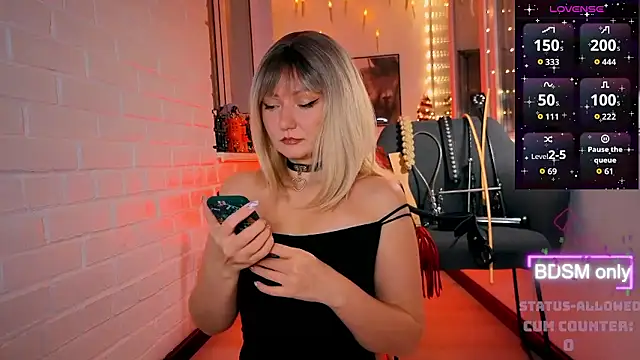 Sandralawrence online show from January 10, 10:03 pm