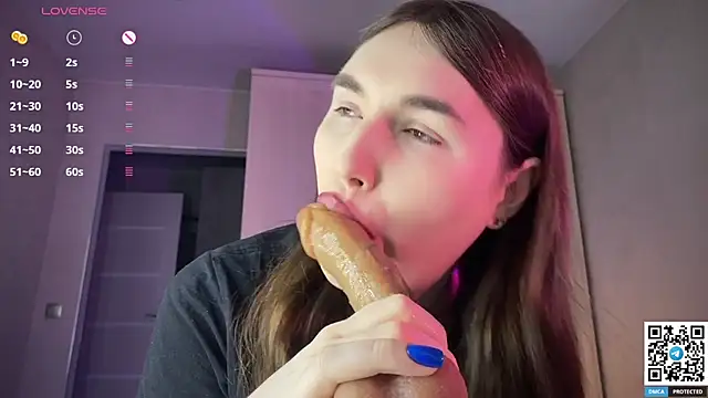 Maria Bowie online show from March 27, 8:26 am