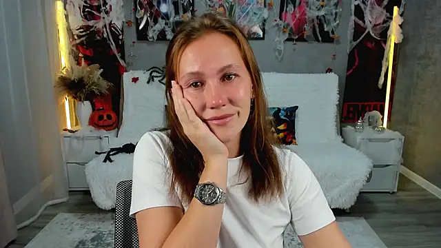 MichelleOrtis online show from October 30, 4:08 pm