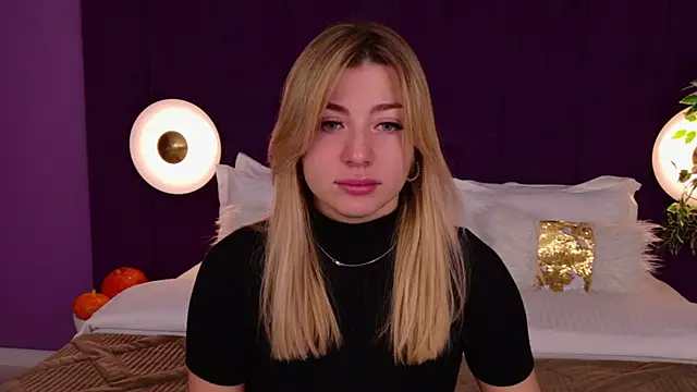 HelenaMorgan online show from October 16, 3:31 am