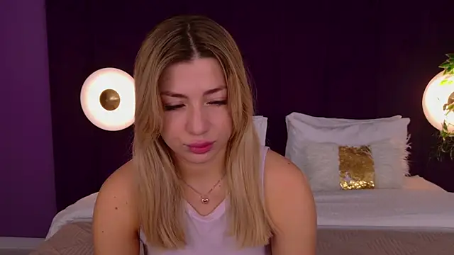 HelenaMorgan online show from October 9, 3:21 am