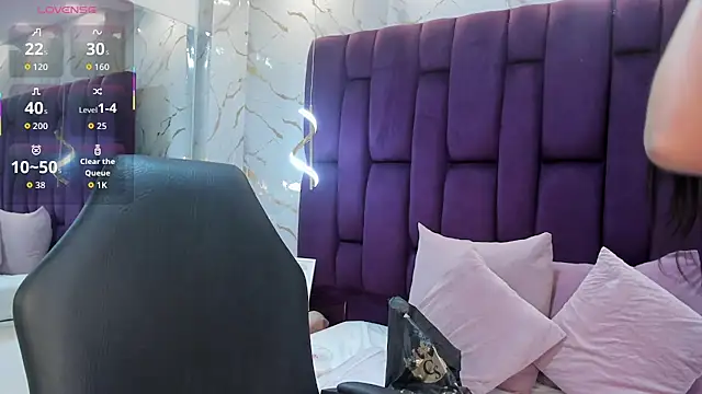 emma carterr1 online show from April 9, 5:18 pm