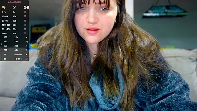 princess emily4723 online show from April 6, 2:00 am