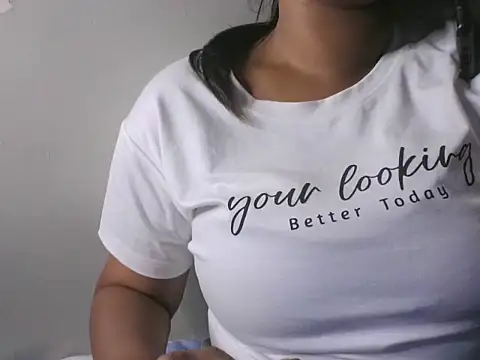 Sexy-Shalinii online show from October 6, 4:34 pm