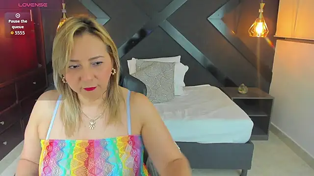 andre soto  online show from February 10, 2:36 am