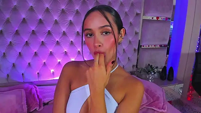 Harii 02 online show from April 7, 8:11 pm