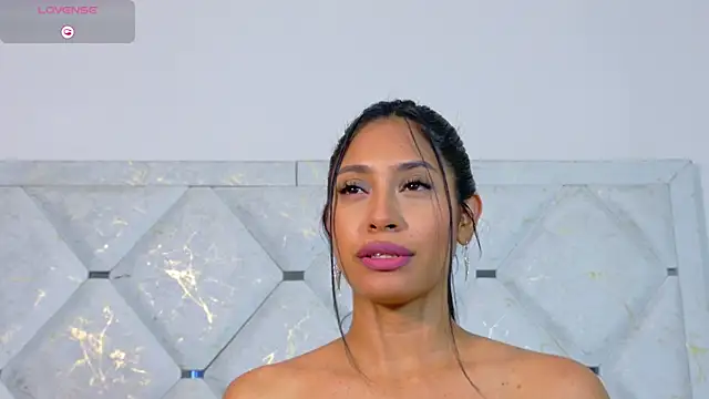 Anna risse online show from December 4, 6:48 am