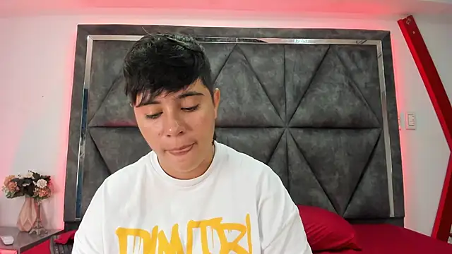 AbbySmiitth  online show from December 19, 7:06 pm