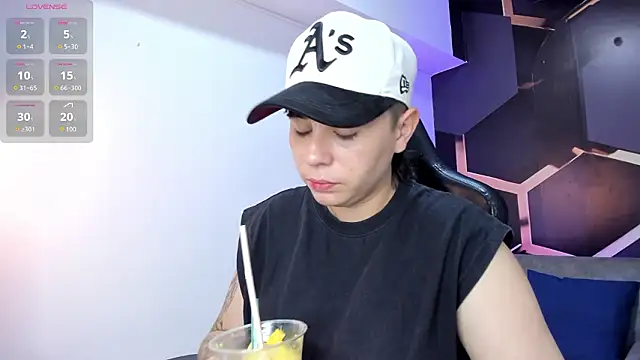 AbbySmiitth  online show from January 31, 9:35 pm