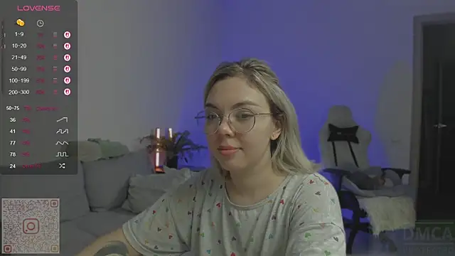 whoa-hoa-hoa-hoa-hoa online show from September 25, 4:06 pm