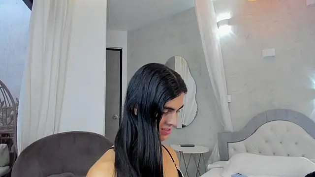 Venusflame   online show from November 18, 12:06 pm