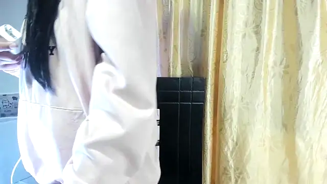 Little aphrodite online show from April 21, 1:31 am