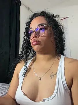 angela angels  online show from April 19, 3:28 am