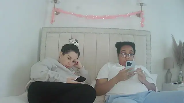 vanilla chocolate23 online show from November 11, 3:42 pm